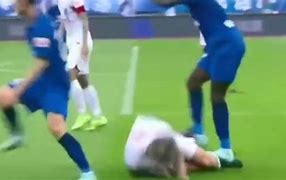 关于风云突变深圳男篮国际比赛日伤情更新集结日武汉三镇调整名单以备欧冠，媒体一致点评：国际比赛日广州队备战法甲的信息