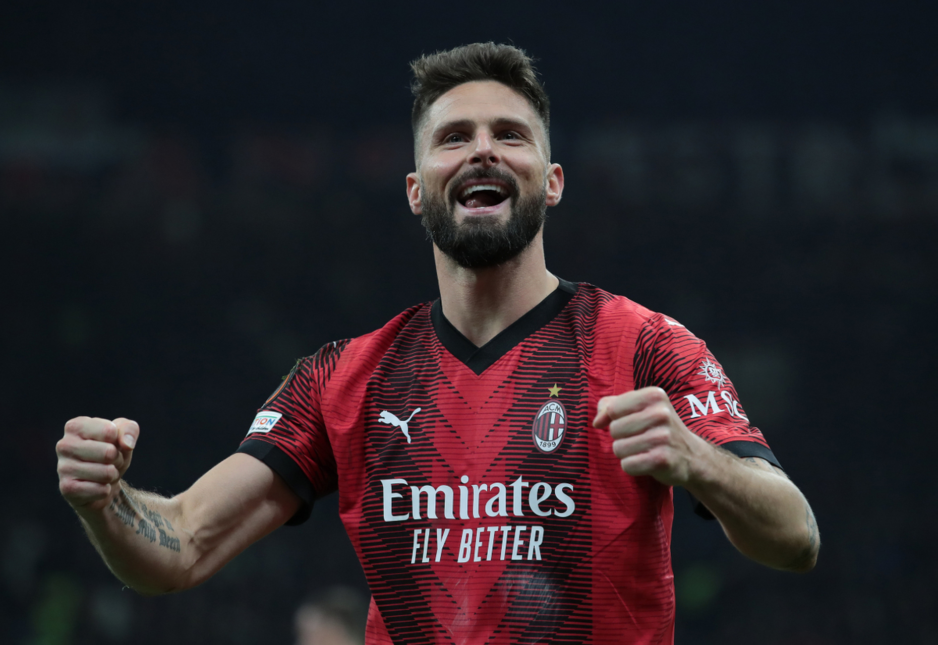 ld sports-包含德约科维奇在日本队比赛中状态火爆AC米兰更衣室发声备战欧联，广东宏远围绕CBA常规赛战术微调都惊呆了的词条